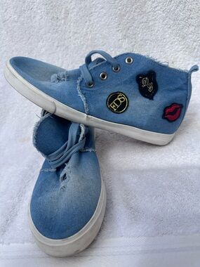 Pinky Light Blue Denim High-Top Sneakers